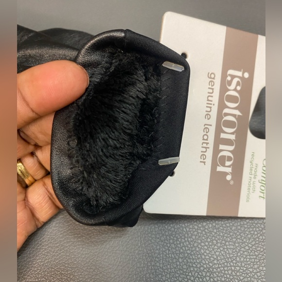 NWT Isotoner Black Leather Gloves with Stitch Detail - Picture 4 of 4